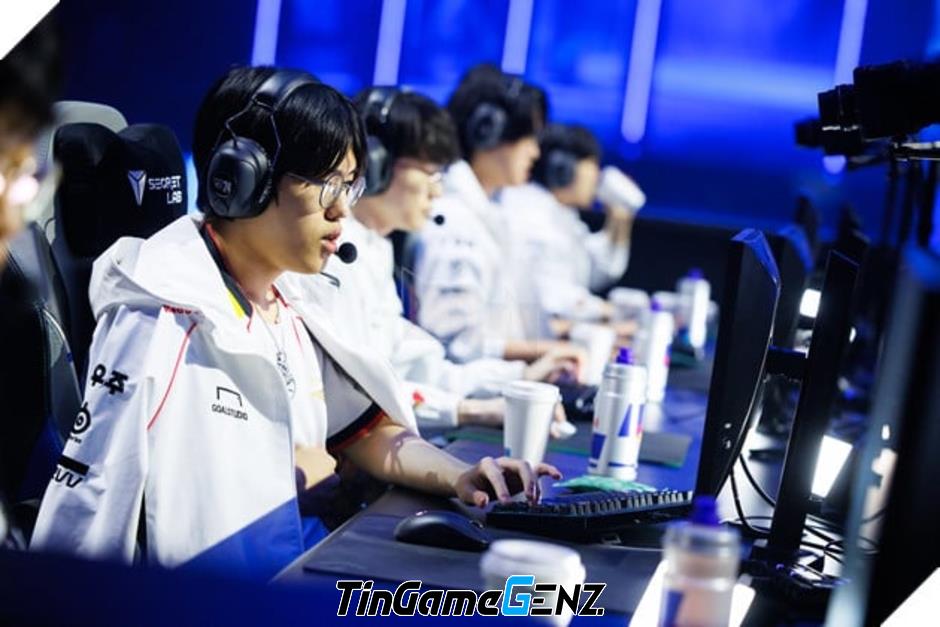 **CKTG 2024: T1 Lập Kỷ Lục Đánh Bại BLG và Đăng Quang Vô Địch LMHT Esports Hai Năm Liên Tiếp**