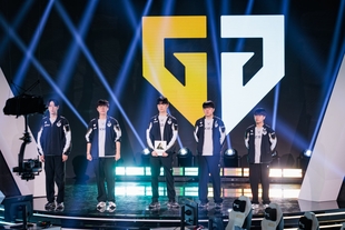 **GEN.G Thống Trị Fly Quest Tại Esports World Cup 2025, Xuất Sắc Giành Vé Vào Bán Kết**
