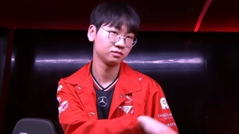 **"T1 Doran: Hành Trình Từ Người Đi Top Bị Solo Kill Đến Toplaner Xuất Sắc Đưa T1 Tỏa Sáng Tại MSI!"**