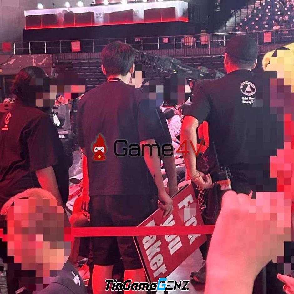 Anti-fan Faker bị đuổi khỏi nhà thi đấu MSI 2024 trong trận LMHT: Lăng mạ Quỷ Vương