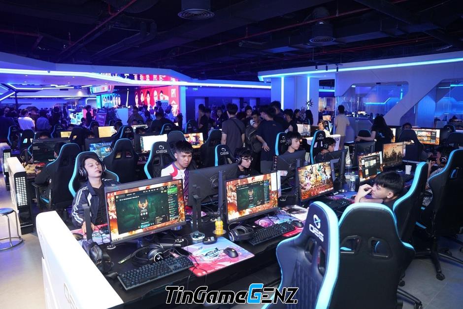 Chung kết Quốc gia NSOC 2023: Bùng nổ tại đấu trường Esports hàng đầu Việt Nam