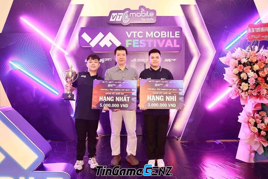 Cộng đồng game thủ hứng thú với các trận đấu đầy cảm xúc tại VTC Mobile Festival