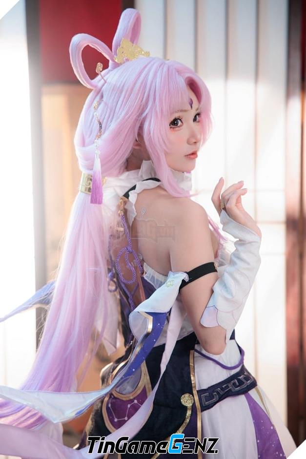 Cosplay Verina xinh đẹp và đáng yêu tại sự kiện Wuthering Waves