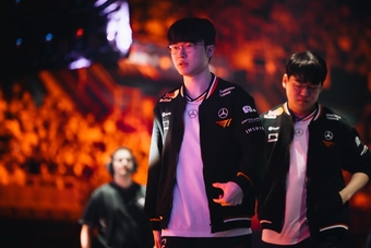"Faker: Chứng Minh Rằng Tuổi Tác Không Phải Rào Cản Thành Công Trong Thế Giới Esports"