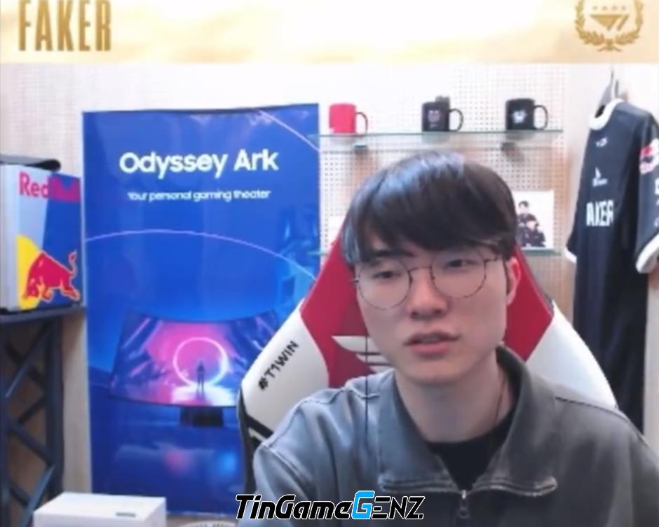 Faker ít khi stream, Riot có hành động nặng tay và kết quả đáng yêu