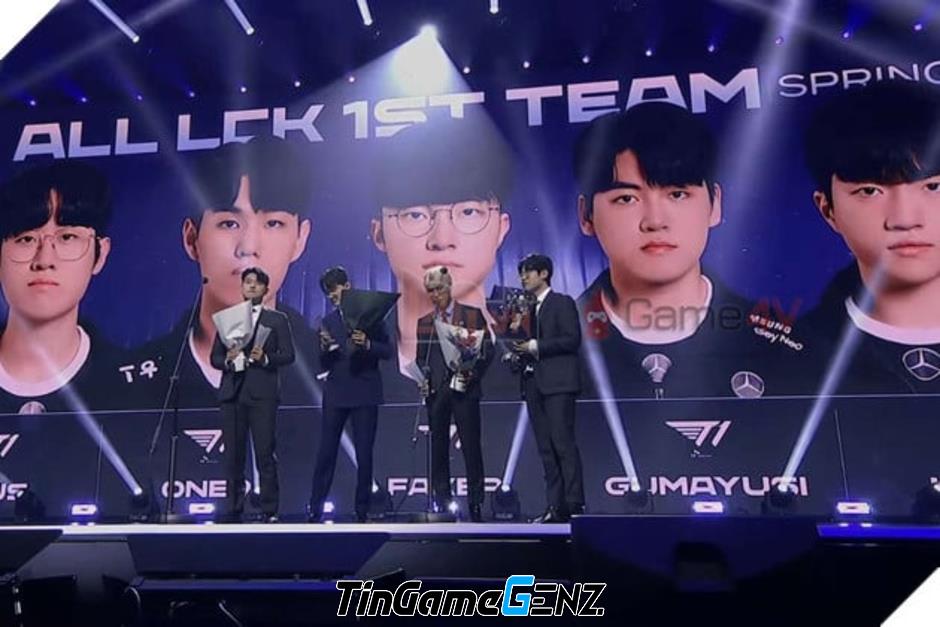 Faker tiếp tục thêm danh hiệu ấn tượng tại LCK Awards