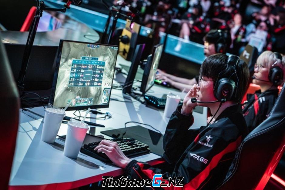 Faker vẫn thể hiện tinh thần fair play dù SKT T1 thất bại tại LCK