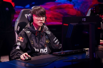 Fan LMHT chế giễu Faker trong sự kiện Red Bull: "Drama tại LMHT"