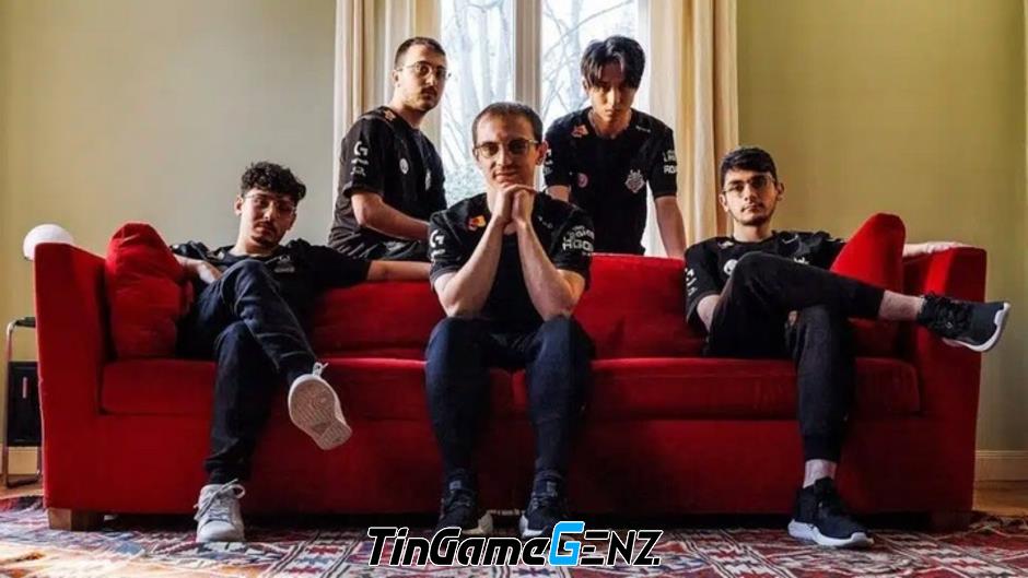 G2 Esports Tạo Sóng Với Thông Báo Đổi Vị Trí Cầu Thủ: Trò Đùa Hay Chiến Lược?