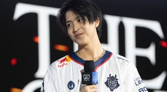 Hans Sama của G2 Esports gây sốt với vẻ ngoài giống idol Kpop