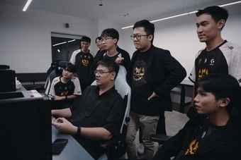 HLV Archie dẫn dắt Team Whales với sự khác biệt so với HLV cũ của GAM Esports.