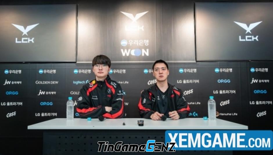 HLV kkOma và Faker thư giãn sau thất bại trận đầu trước Gen.G