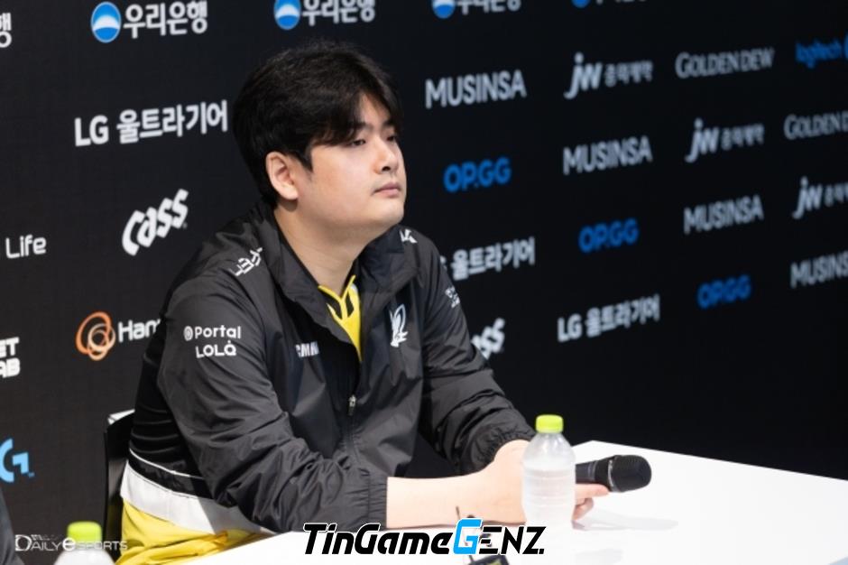 HLV Ryu: FOX có khả năng đánh bại T1 và HLE, tự quyết playoff LCK Mùa Hè 2024.