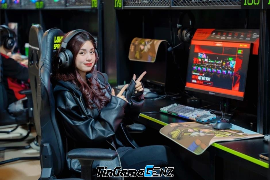 Hot girl 'ngoan xinh yêu' mới nổi trong làng game đã lộ diện