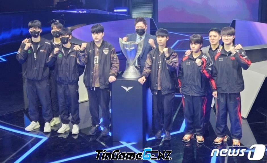 kkOma tìm ra lý do thua HLE 0-3 và dự đoán thắng lại 3-1 tại Chung kết LCK Mùa Xuân 2024