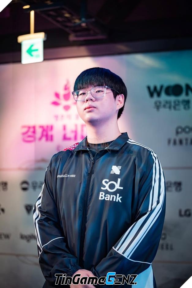 LCK 2025: T1 Đại Chiến DRX - Faker Tỏa Sáng Với Pentakill Trong Trận Đấu Đầy Kịch Tính