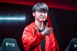 "LMHT: Faker Gặp Rắc Rối Ngay Trận Rank Đầu Tiên Tại Máy Chủ Bắc Mỹ"