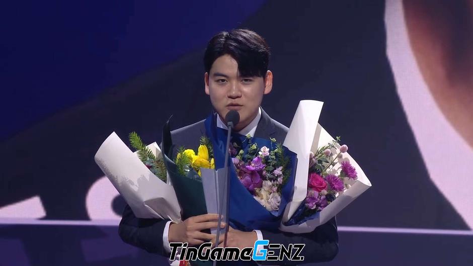 LMHT: LCK Awards 2023 - T1 và Faker giành nhiều giải thưởng danh giá