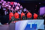 "LMHT: Xu hướng mới từ LCK - Các đội tuyển bắt chước T1 đưa Gumayusi xuống ghế dự bị"