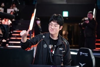 "LMHT: Zeus Bày Tỏ Sự Không Đồng Tình Với Những Sửa Đổi Gần Đây Của Riot Games"