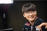 "MSI 2025: Tuyển Thủ Tán Dương Faker Như Một Huyền Thoại Thật Sự"