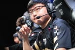 "MSI LPL: Nguy Cơ Giải Thể Đội Hình Nhà Vô Địch Khi Ông Chủ Đột Nhiên Biến Mất?"