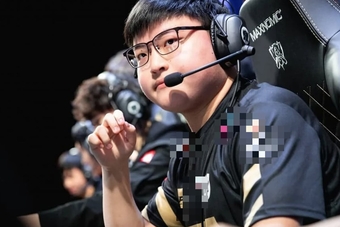 "MSI LPL: Nguy Cơ Giải Thể Đội Hình Nhà Vô Địch Khi Ông Chủ Đột Nhiên Biến Mất?"