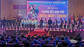 Offline chung kết miền Nam - Trung NSOC 2023: Hàng ngàn game thủ hùng hồn thi đấu.