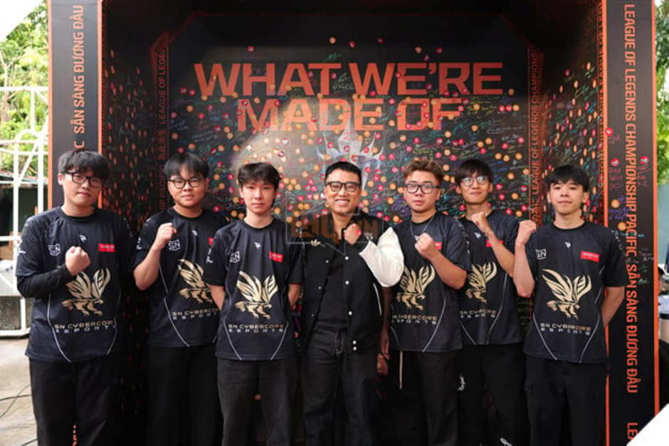ON Live VCS 2025: Bình Luận Viên Hoàng Luân Chia Sẻ Hào Hứng Về Không Khí Chung Kết Game Thể Thao Điện Tử