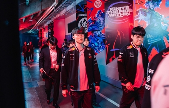 "Phản Ứng Đầy Trái Chiều Của Cộng Đồng Game Thủ Việt Sau Thất Bại Của T1 Trước Gen.G Tại MSI 2025"