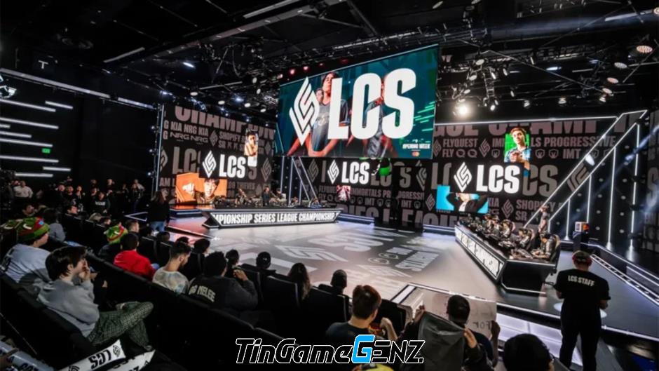 Riot ưu tiên “Fan Là Trên Hết” áp dụng format của LCK và LPL cho LCS Mùa Hè 2024