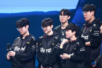 T1 khuyến khích Keria chơi Ezreal hỗ trợ và đoạt POG với Neeko tại LCK Mùa Xuân 2024 để tri ân Faker