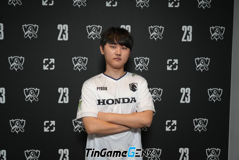 T1 vs TL: Pyosik được điểm tối đa, Faker bị đánh giá dưới trung bình.