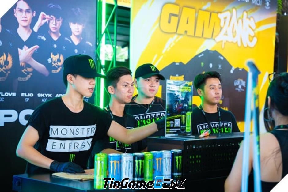 Vikings Esports Đoạt Vé Dự CKTG 2024 Trước Hàng Ngàn Khán Giả Ủng Hộ