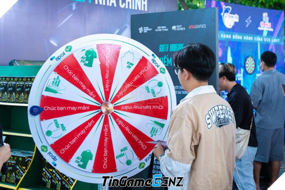 Vikings Esports Đoạt Vé Dự CKTG 2024 Trước Hàng Ngàn Khán Giả Ủng Hộ