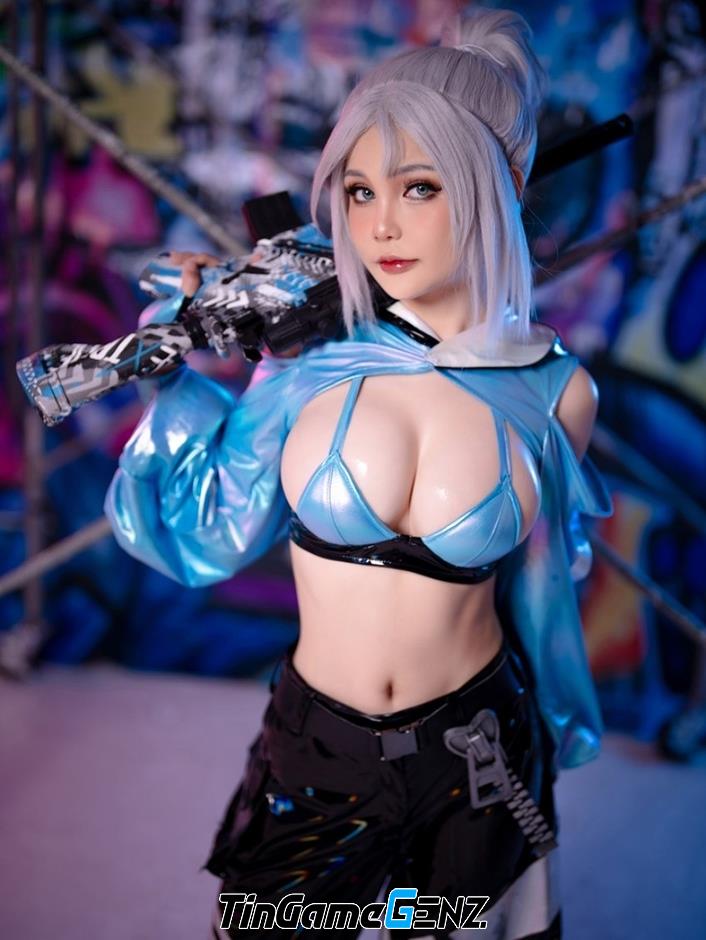 Bộ cosplay Jett trong Valorant với phong cách áo tắm gợi cảm để ngắm.