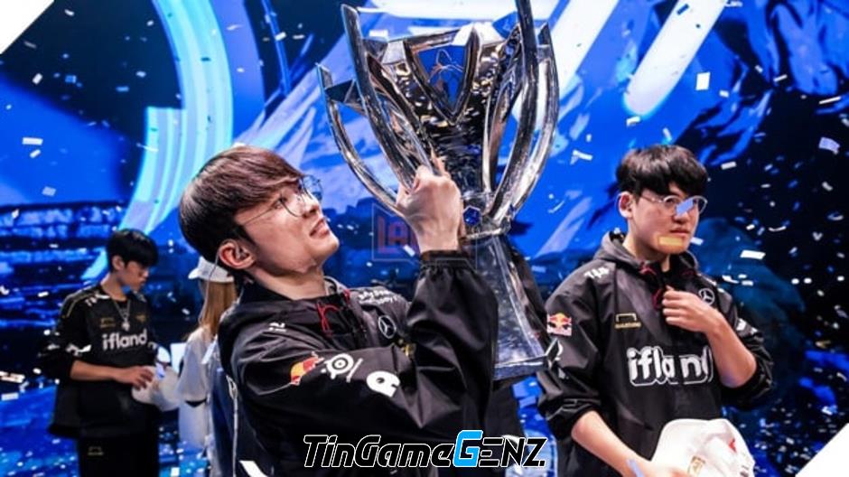 Ra mắt trang phục Ahri của Faker tại MSI 2024 với giá vô tiền khoán