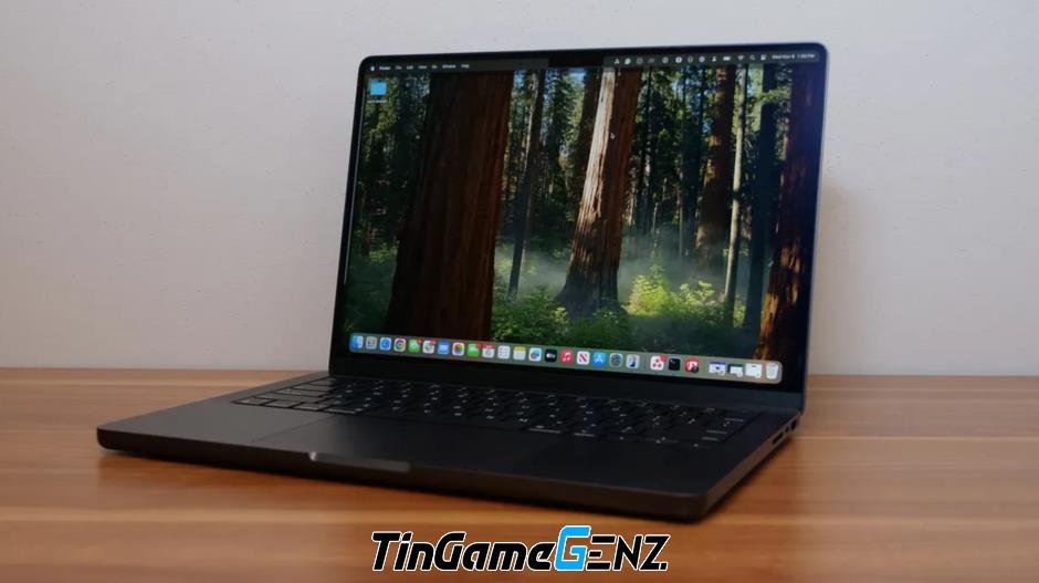 **4 MacBook Hoàn Hảo Dành Cho Sinh Viên: Giải Pháp Học Tập và Giải Trí Tối Ưu**