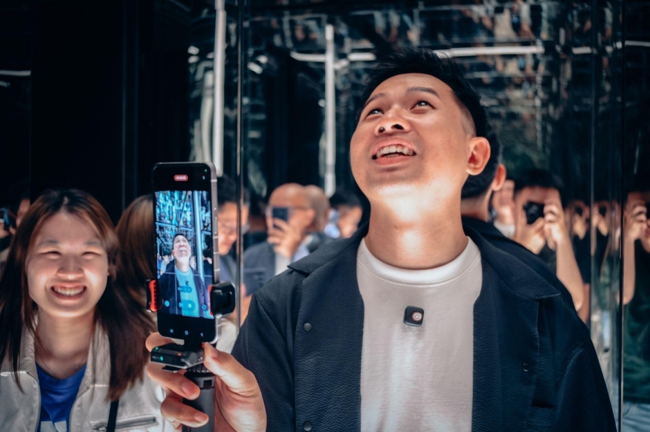 “Galaxy Z Fold7: Đánh Giá Chi Tiết Về Camera - Chất Lượng Nâng Cao & Tính Năng Galaxy AI Đáng Kinh Ngạc” “Galaxy Z Fold7: Đánh Giá Chi Tiết Về Camera - Chất Lượng Nâng Cao & Tính Năng Galaxy AI Đáng Kinh Ngạc”
