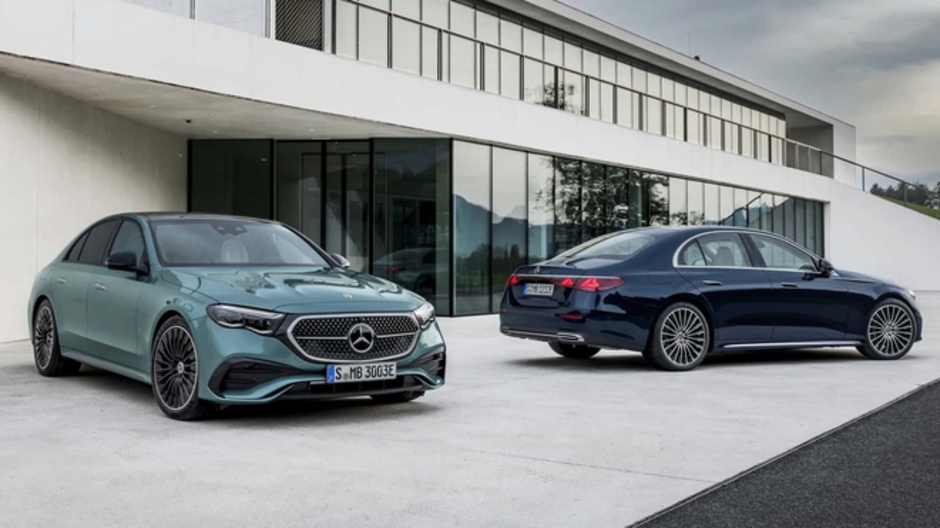**Giá Bán Mercedes-Benz E-Class Giảm Sốc: Chỉ Từ 1,7 Tỷ Đồng Tại Đại Lý - Cạnh Tranh Ngay Giá Lăn Bánh Camry Trước Thềm Ra Mắt Mới!** **Giá Bán Mercedes-Benz E-Class Giảm Sốc: Chỉ Từ 1,7 Tỷ Đồng Tại Đại Lý - Cạnh Tranh Ngay Giá Lăn Bánh Camry Trước Thềm Ra Mắt Mới!**