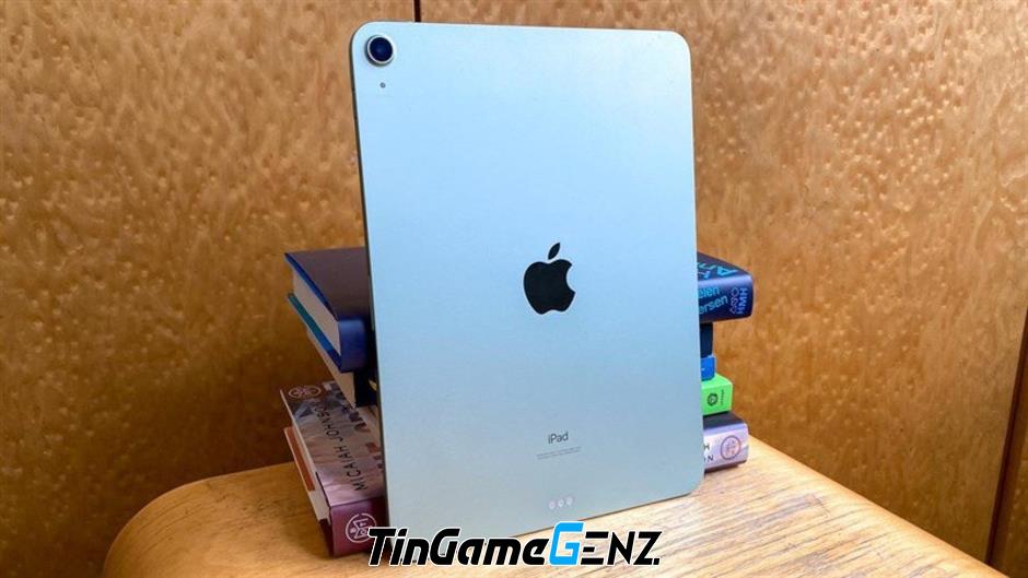 **"Khám Phá iPad Air Mới: Sản Phẩm Đình Đám Sắp Ra Mắt Đầu Năm Tới"**