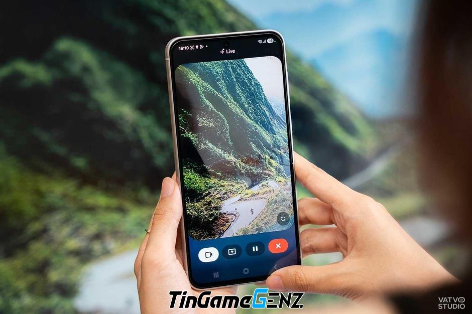 “Khám Phá Mùa Hè Đầy Năng Lượng: Du Lịch, Học Ngoại Ngữ và Nâng Tầm Phong Cách Với Galaxy A56 5G”
