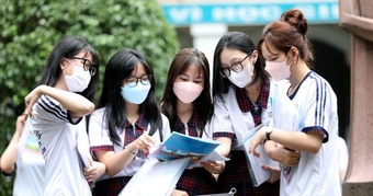 “Những Đồ Công Nghệ Cần Thiết Cho Tân Sinh Viên: Đừng Để Bị Đánh Giá Như ‘Tấm Chiếu Mới’”