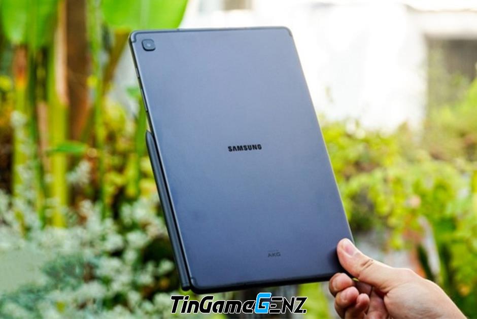 **Samsung ngừng hỗ trợ hai thiết bị Galaxy: Người dùng cần lưu ý điều gì?**