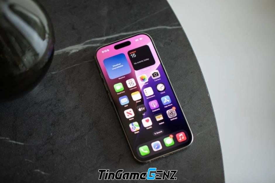 **“Tại Sao Công Nghệ Tiết Kiệm Pin AI Là Chiến Lược Quan Trọng Cho Tương Lai iPhone?”** **“Tại Sao Công Nghệ Tiết Kiệm Pin AI Là Chiến Lược Quan Trọng Cho Tương Lai iPhone?”**