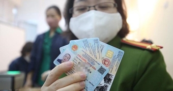"3 Lý Do Bạn Cần Đổi Thẻ Căn Cước Trong Năm 2025: Tránh Phạt Tiền Và Đóng Băng Tài Khoản Ngân Hàng"