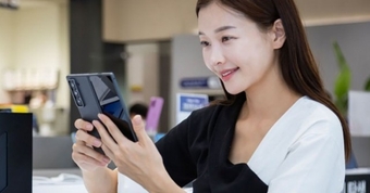 "Apple Đang Bị Samsung Đánh Bại Tại Mỹ Sau Sự Ra Mắt Của Galaxy Z Fold 7"