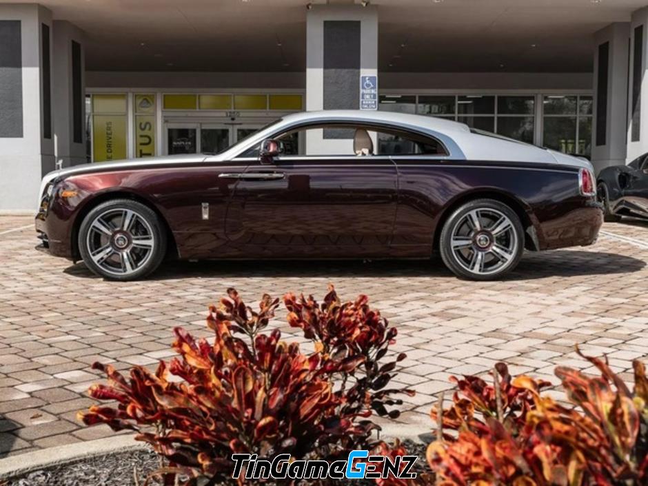 Bán Bugatti Chiron giá hơn 95 tỷ, tặng kèm Rolls-Royce Wraith cùng màu