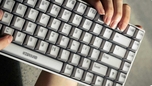 "Bàn phím BLUR Basecamp 75+: Thiết kế độc đáo, hiệu suất ấn tượng cho game thủ"