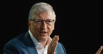 "Bill Gates: Nghề Nghiệp Độc Nhất Không Bao Giờ Bị AI Thay Thế Trong 100 Năm Tới"